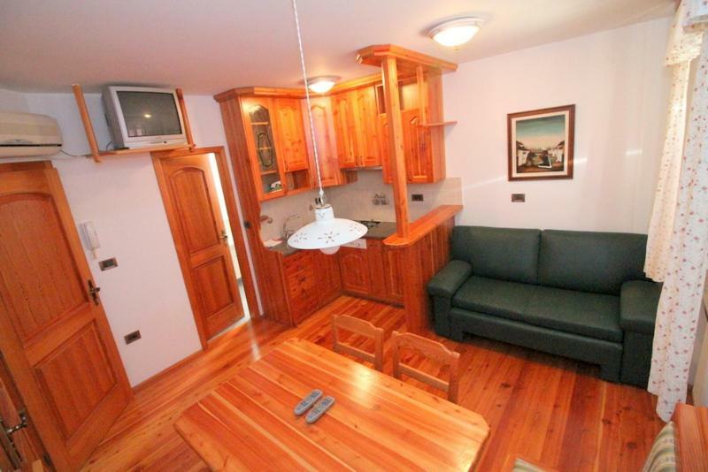 Cozy Apartments Buket In The Center Izola Ngoại thất bức ảnh